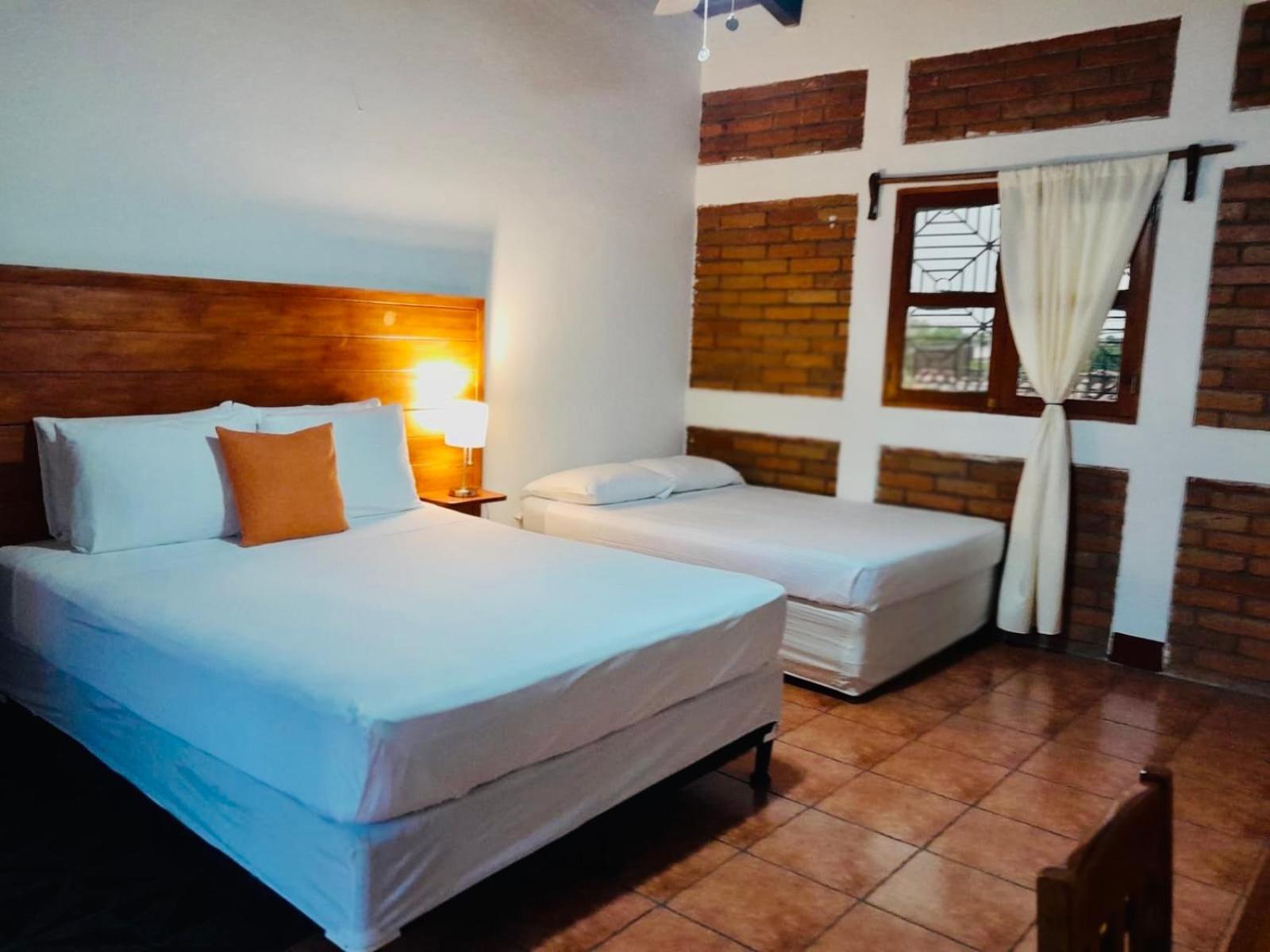 Hotel Al Sole León Εξωτερικό φωτογραφία